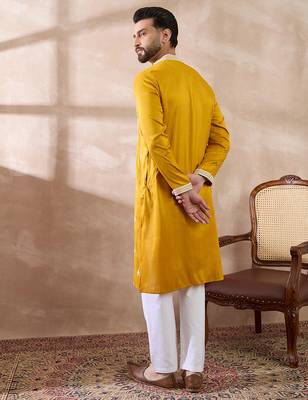 Men yellow silk blend embroidered mandarin collar straight kurta with trouser 4