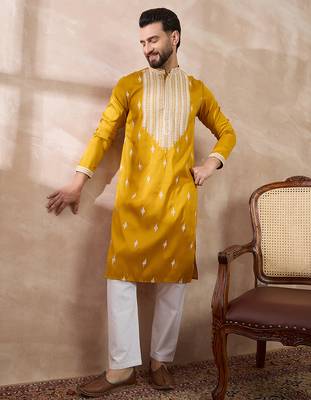 Men yellow silk blend embroidered mandarin collar straight kurta with trouser 5