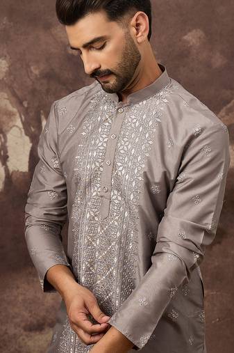 Men grey silk blend solid embroidered straight kurta