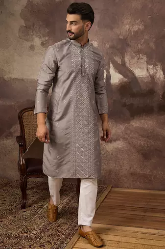 Men grey silk blend solid embroidered straight kurta