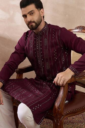 Men purple silk blend embroidered mandarin collar straight kurta with trouser