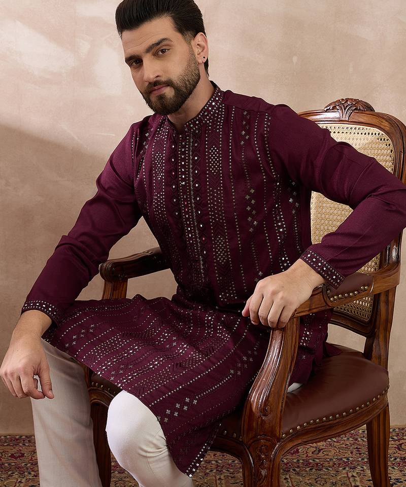 Men purple silk blend embroidered mandarin collar straight kurta with trouser