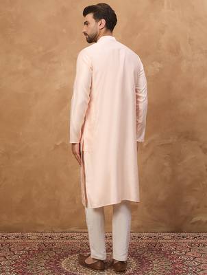 Men peach silk blend solid embroidered straight kurta 4