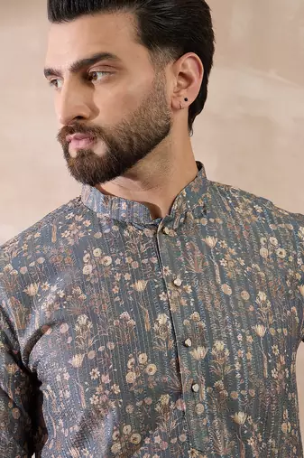 Men grey silk blend printed mandarin collar straight kurta with trouser
