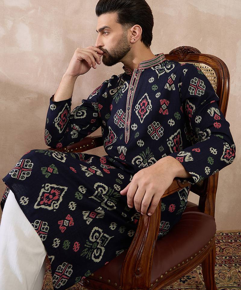 Men blue silk blend printed mandarin collar straight kurta with trouser