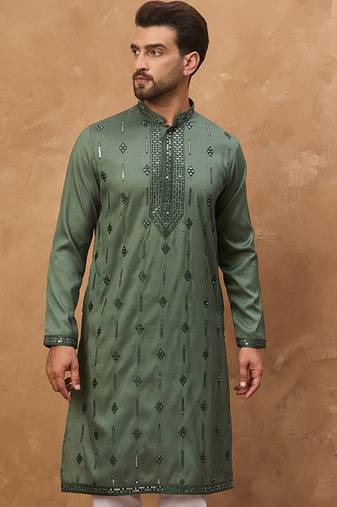 Men green silk blend solid embroidered straight kurta
