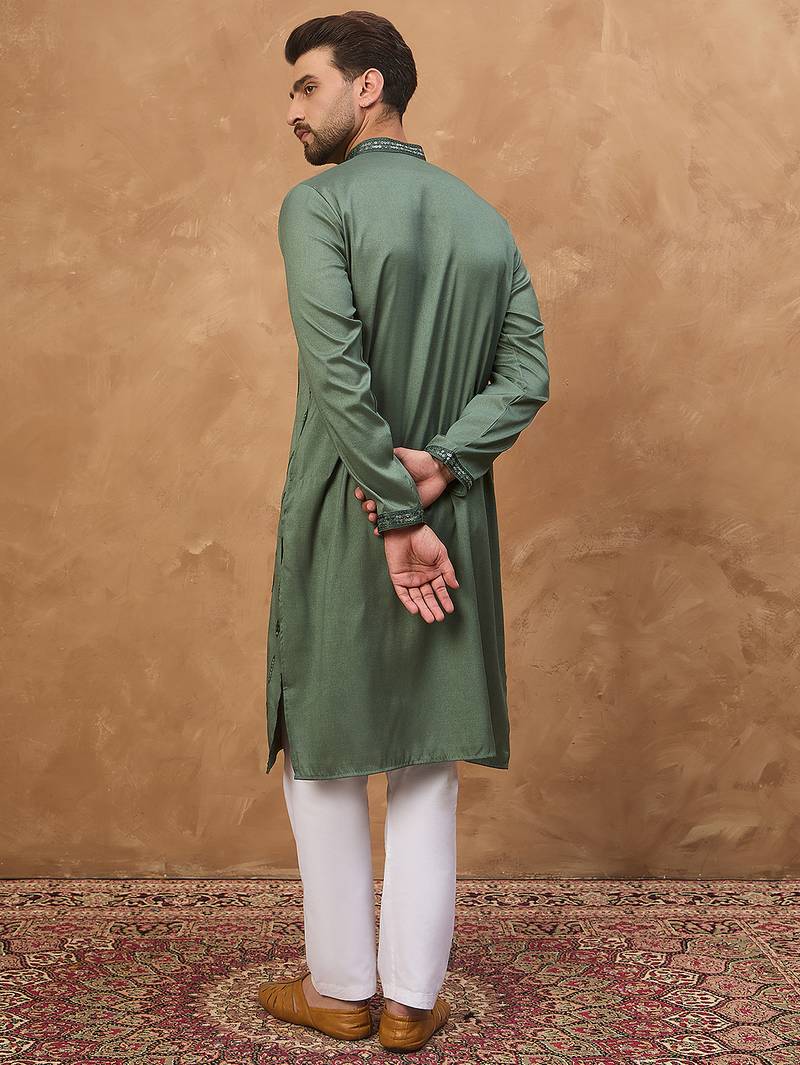 Men green silk blend solid embroidered straight kurta