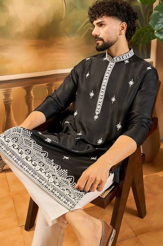 Men black silk blend solid embroidered straight kurta