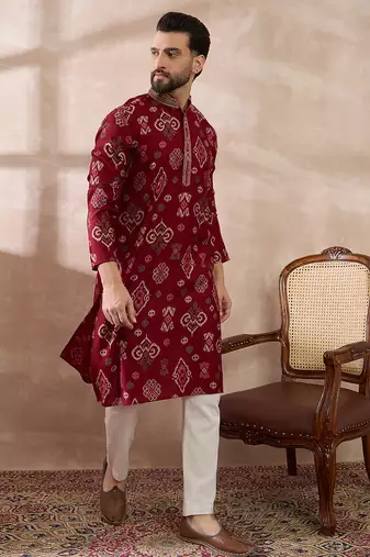 Men red silk blend printed mandarin collar straight kurta with trouser