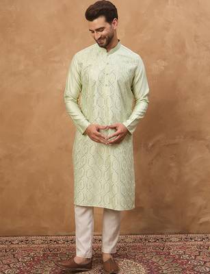 Men peach silk blend solid embroidered straight kurta 2