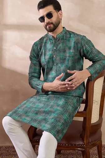 Men green silk blend printed mandarin collar straight kurta with trouser
