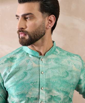 Men green silk blend printed mandarin collar straight kurta with trouser 2