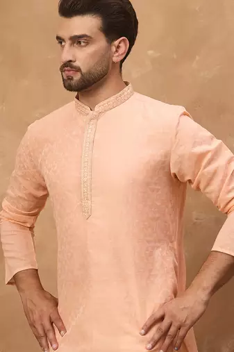 Men peach silk blend solid embroidered straight kurta