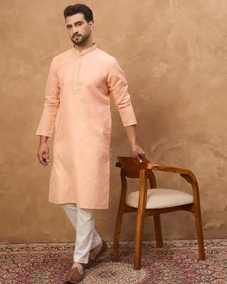 Men peach silk blend solid embroidered straight kurta 3