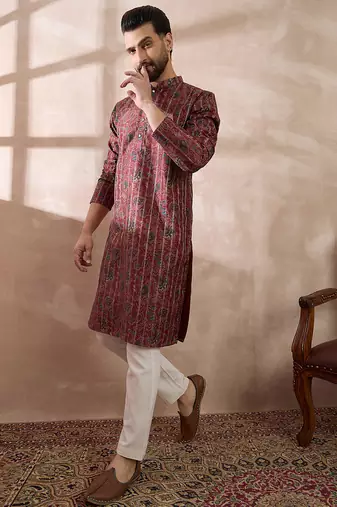 Men maroon silk blend printed mandarin collar straight kurta with trouser
