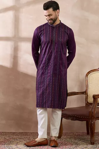 Men purple silk blend embroidered mandarin collar straight kurta with trouser