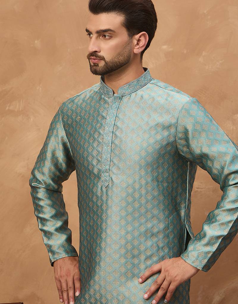 Men blue silk blend solid woven design straight kurta