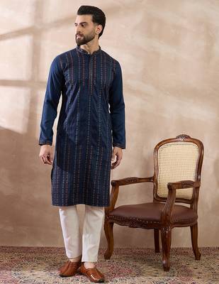 Men navy blue silk blend embroidered mandarin collar straight kurta with trouser 3