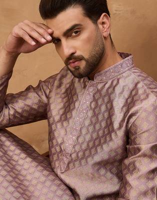 Men mauve silk blend solid woven design straight kurta 1