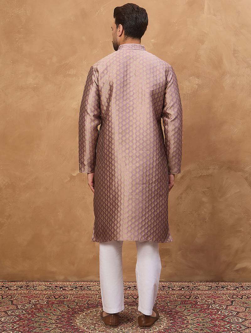Men mauve silk blend solid woven design straight kurta