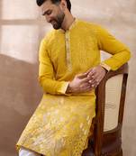 Men yellow silk blend embroidered mandarin collar straight kurta with trouser