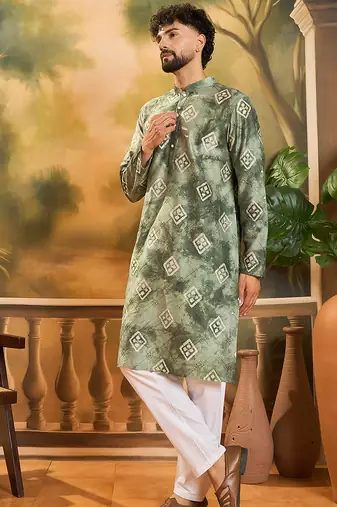 Men green silk blend batik embroidered straight kurta
