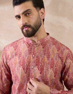 Men pink silk blend printed mandarin collar straight kurta with trouser 2