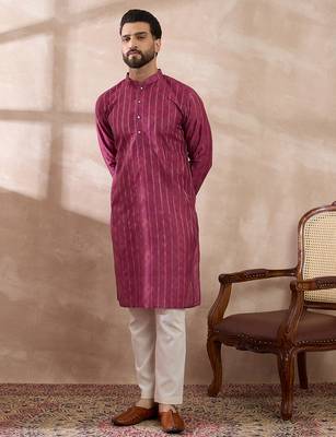 Men pink silk blend printed mandarin collar straight kurta with trouser 3