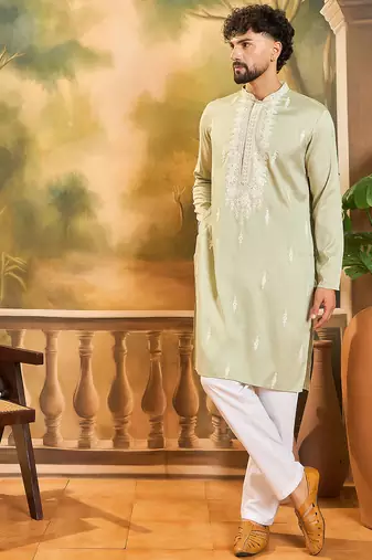 Men green silk blend solid embroidered straight kurta