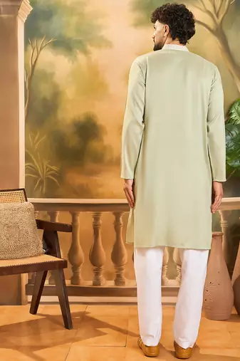 Men green silk blend solid embroidered straight kurta