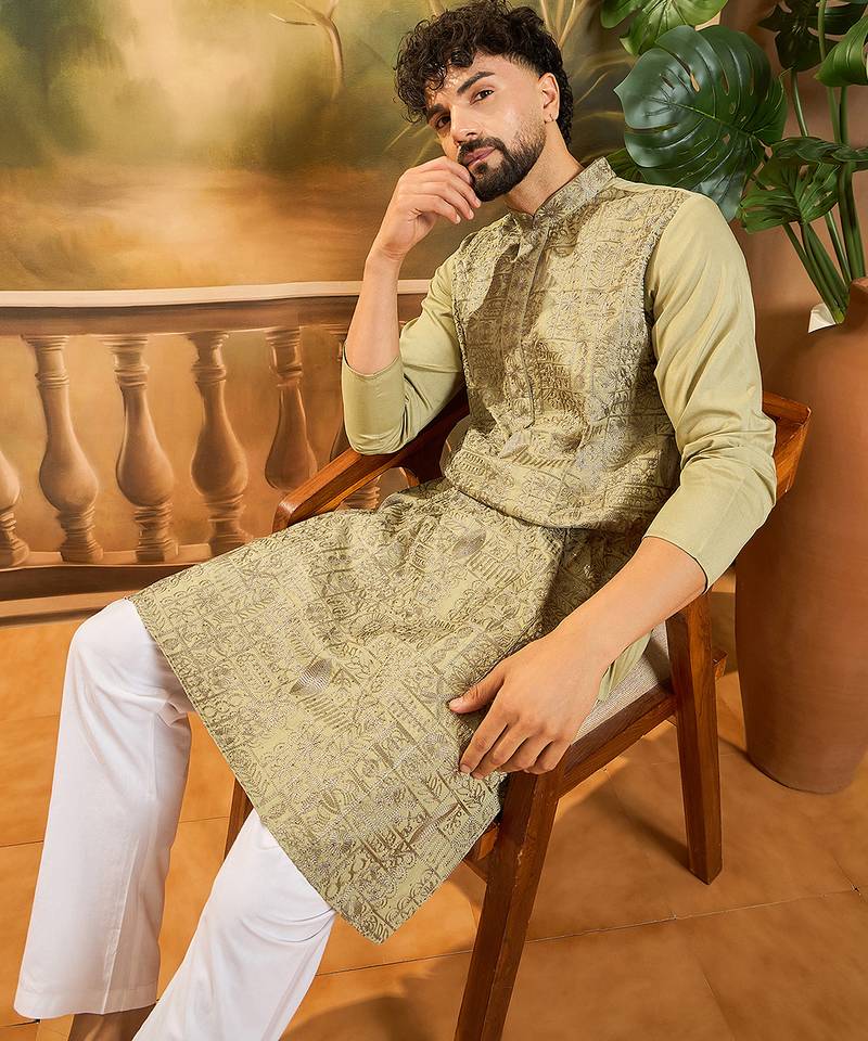 Men green silk blend solid embroidered straight kurta