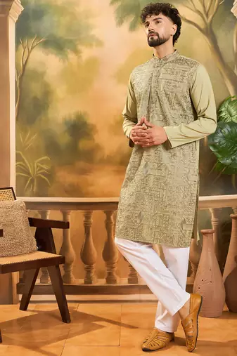 Men green silk blend solid embroidered straight kurta