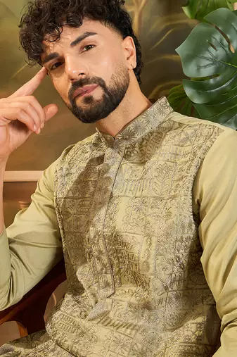 Men green silk blend solid embroidered straight kurta