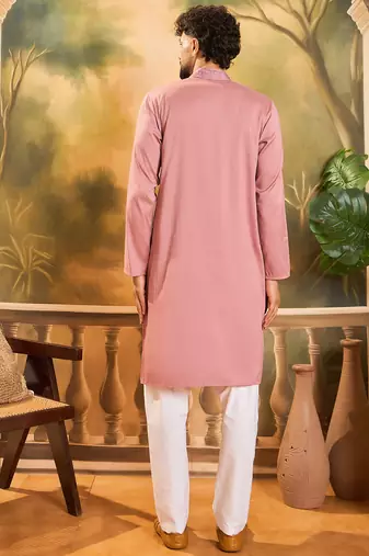 Men mauve silk blend solid embroidered straight kurta