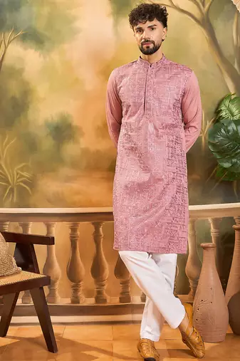 Men mauve silk blend solid embroidered straight kurta