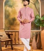 Men mauve silk blend solid embroidered straight kurta