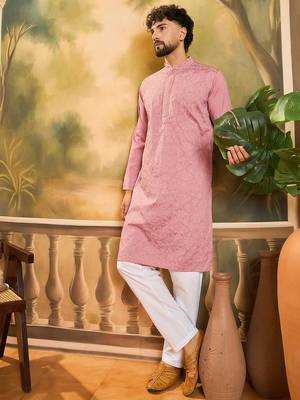 Men mauve silk blend solid embroidered straight kurta 3