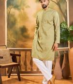 Men green silk blend solid embroidered straight kurta