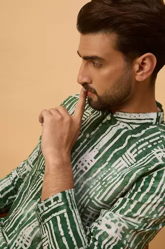 Men green viscose rayon batik embroidered straight kurta