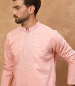 Men peach silk blend solid solid straight kurta