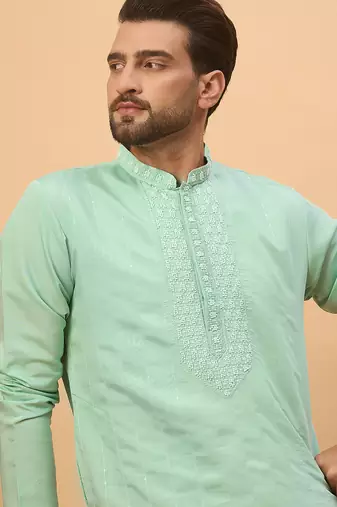 Men blue silk blend solid embroidered straight kurta