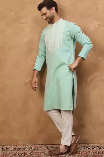 Men blue silk blend solid embroidered straight kurta