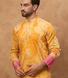 Men yellow silk blend batik embroidered straight kurta