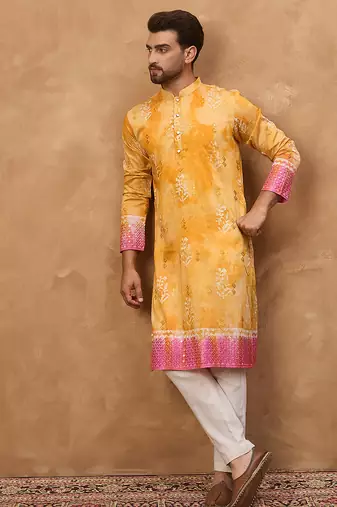 Men yellow silk blend batik embroidered straight kurta