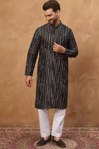 Men black silk blend geometric printed straight kurta
