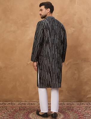 Men black silk blend geometric printed straight kurta 4