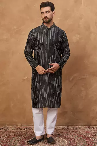 Men black silk blend geometric printed straight kurta