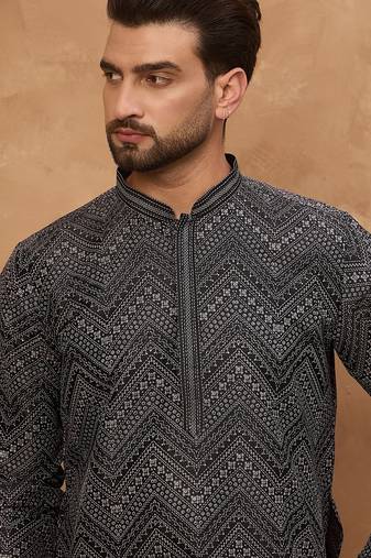 Men black silk blend geometric printed straight kurta