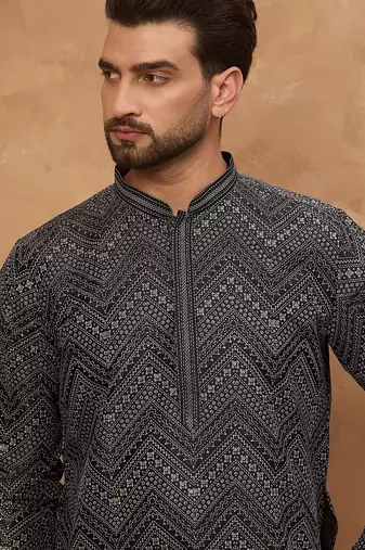 Men black silk blend geometric printed straight kurta