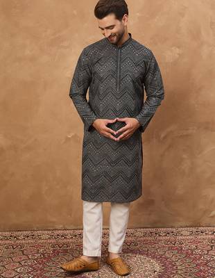 Men black silk blend geometric printed straight kurta 2